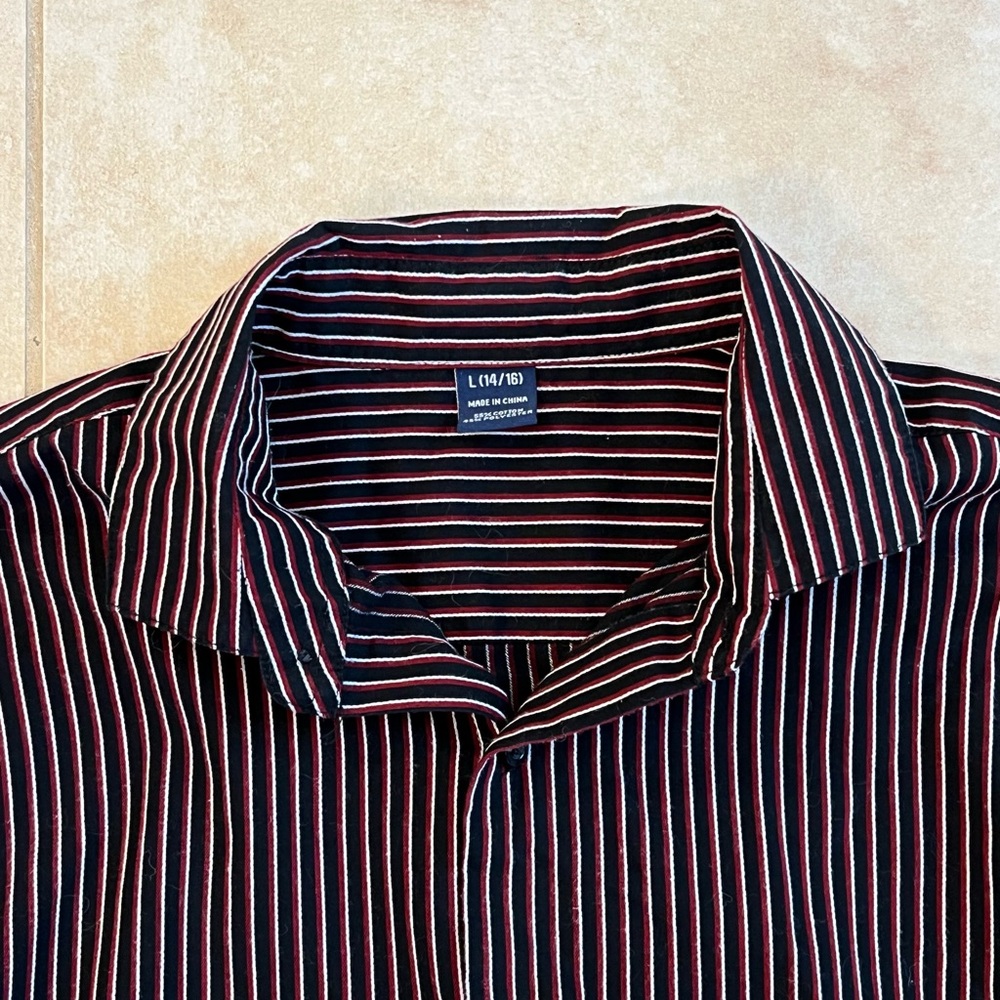 Boys 14/16 Black and Red Stripe Button Up Dress Shirt - Picture 3 of 5
